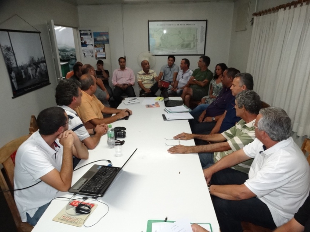 Apresentao do esbouo de trabalho da Itie ao COMTUR